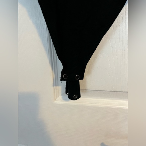 Black long sleeve bodysuit - Picture 2 of 3